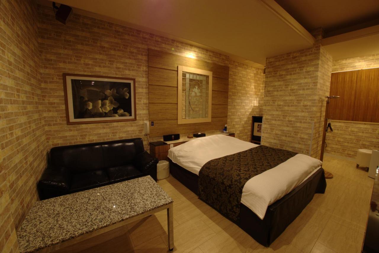 Hotel Allure (Adults Only) ناغويا المظهر الخارجي الصورة