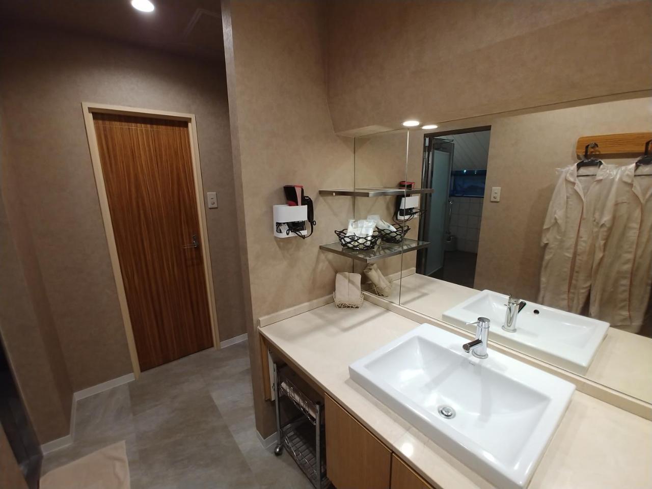 Hotel Allure (Adults Only) ناغويا المظهر الخارجي الصورة