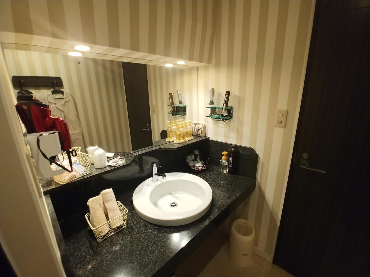 Hotel Allure (Adults Only) ناغويا المظهر الخارجي الصورة