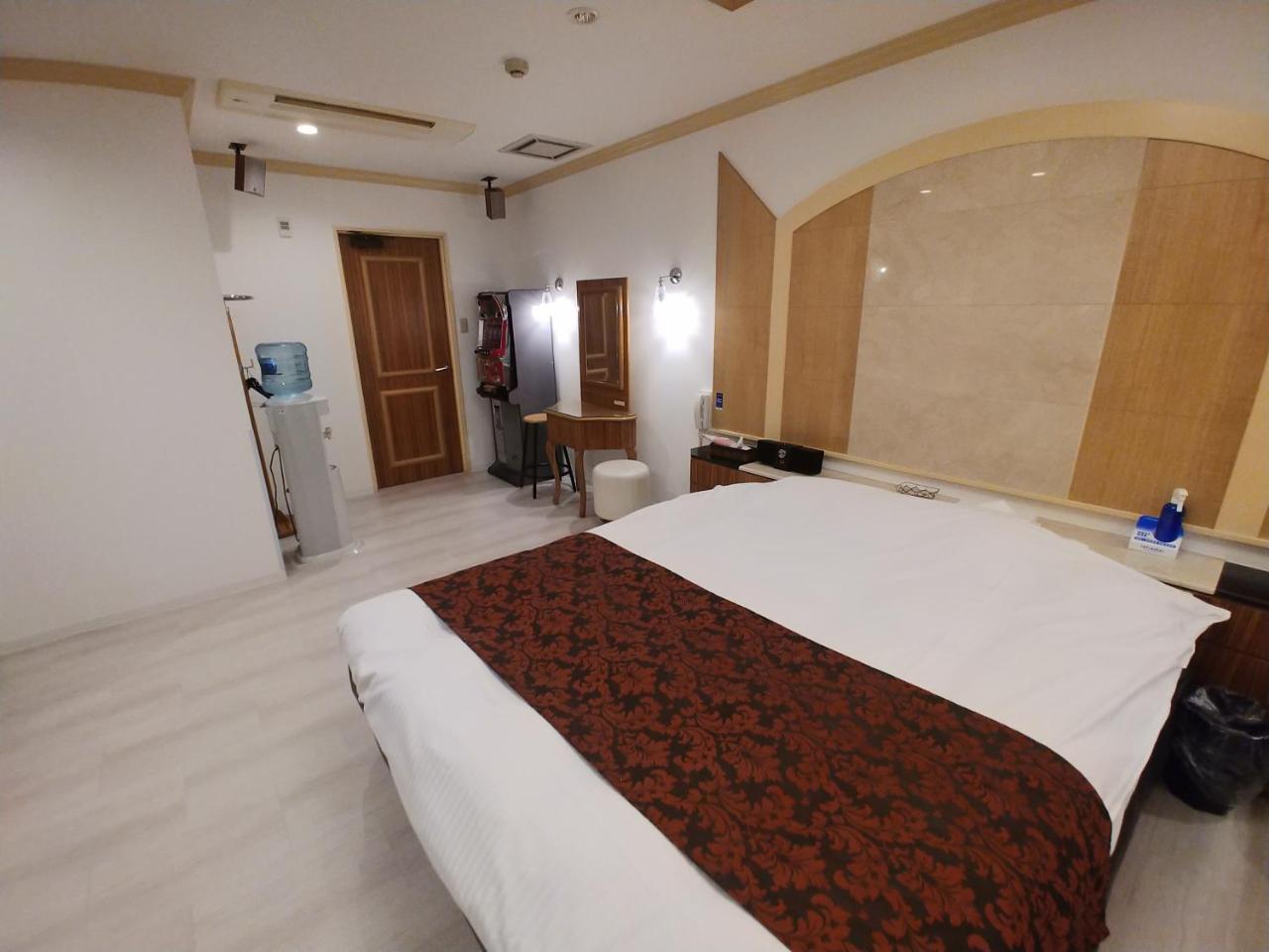 Hotel Allure (Adults Only) ناغويا المظهر الخارجي الصورة
