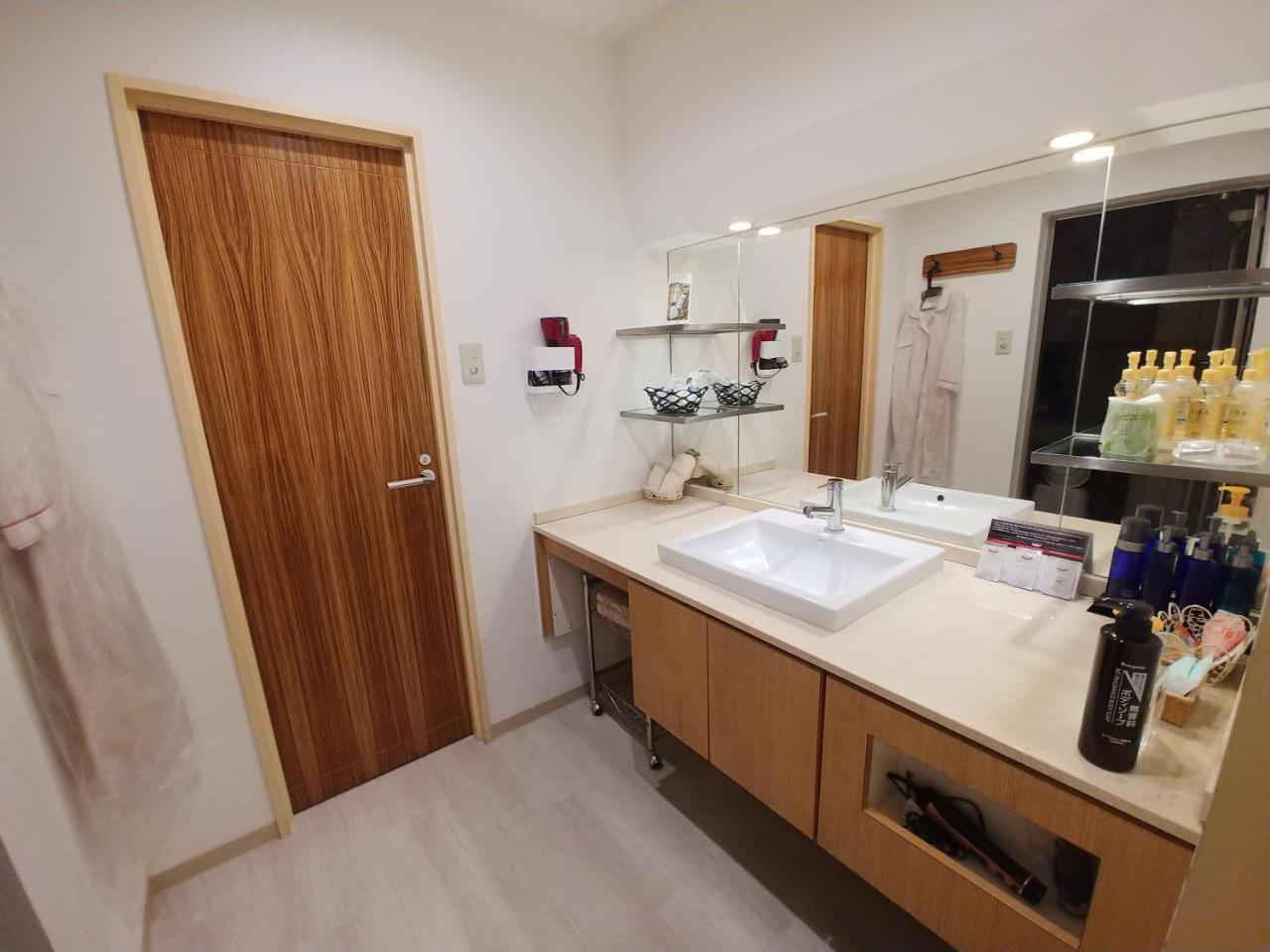 Hotel Allure (Adults Only) ناغويا المظهر الخارجي الصورة