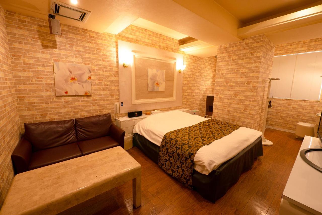 Hotel Allure (Adults Only) ناغويا المظهر الخارجي الصورة